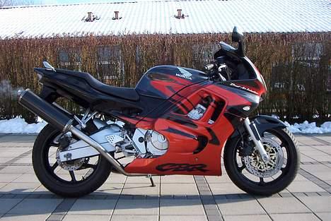 Honda cbr 600 billede 1