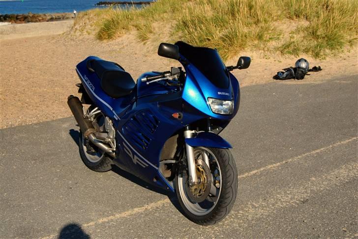 Suzuki RF600R *SOLGT* - Dejligt sommerbillede! billede 3