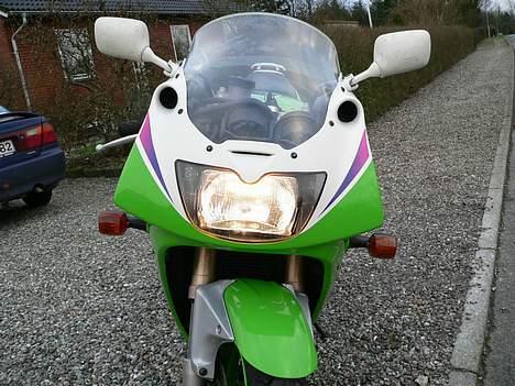 Kawasaki zxr 400 billede 4