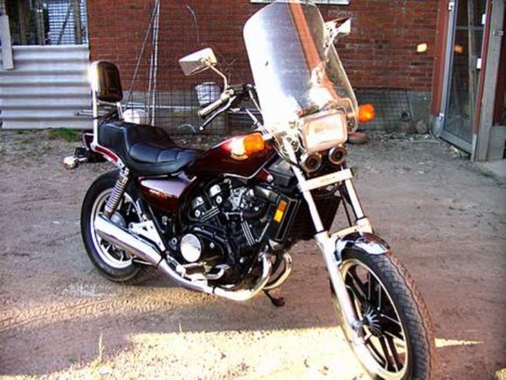 Honda Magna V30 VF500C SOLGT ! billede 1