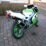 Kawasaki ZXR 400