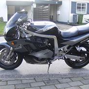 Suzuki GSXR 750 --SOLGT--