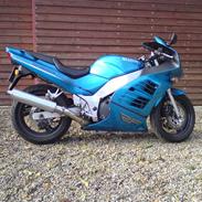 Suzuki RF 600 R
