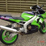 Kawasaki zx6r