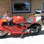 Ducati 999S