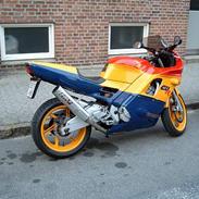 Honda CBR 600 f2