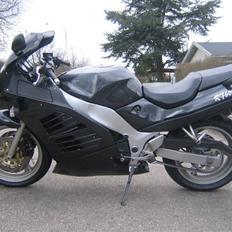 Suzuki RF600R