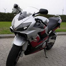 Honda **SOLGT** CBR  600 F4i