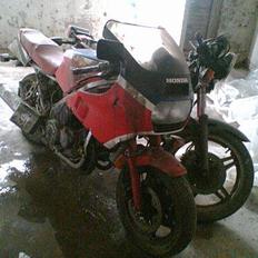 Honda VF1000R