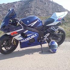 Suzuki GSXR 600 K4