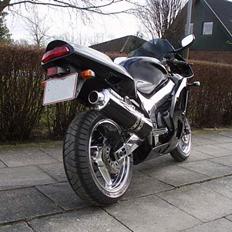 Kawasaki ZX9R  ( SOLGT )