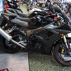 Yamaha YZF-R6 05