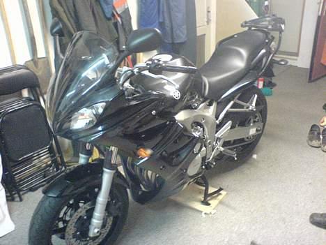Yamaha FZ6-S - Klargjort til sommeren . . . :-) billede 1