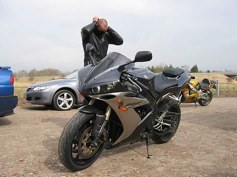 Yamaha YZF R1 SÆLGES!!! - Så fik lillebror også hans R1´er hjem. billede 5