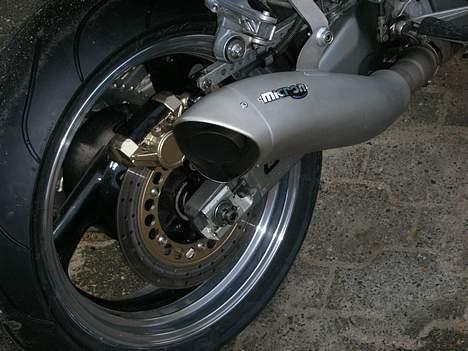 Yamaha FZR 1000 EXUP  - Her potten bagfra. Db killer er selvfølgelig demonteret. billede 10