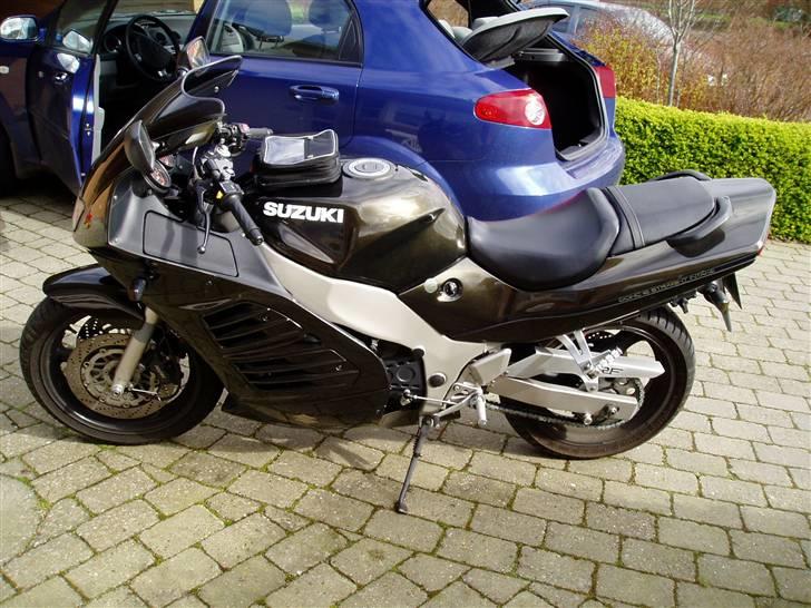 Suzuki RF 600 R - Nyeste anskaffelse - med plads til GPS fra bilen billede 19