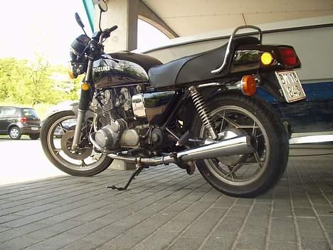 Suzuki Gs 850 G ( solgt d.3/11 ) - I sommers, med 4 i 2 udstødning. billede 6