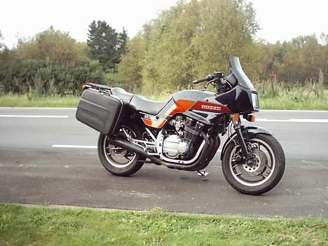 Suzuki gsx 750es billede 1