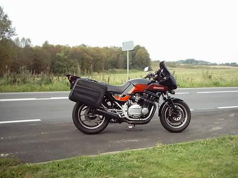 Suzuki gsx 750es billede 10