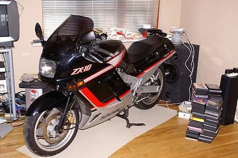 Kawasaki ZX-10 solgt - vinter hi klar til det bliver bedre vejr igen billede 8