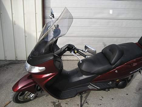 Suzuki AN400 Burgman billede 2