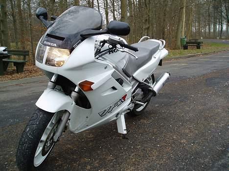 Honda VFR 750 billede 1