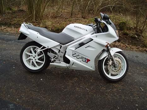 Honda VFR 750 billede 8