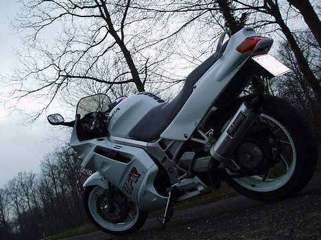 Honda VFR 750 billede 13