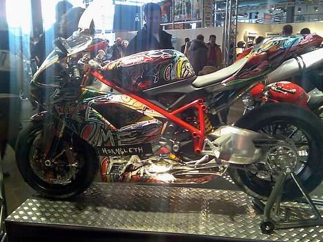 Suzuki GSX 400x Impulse - billed fra messe i tappehallerne 2007 billede 10