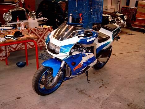 Suzuki gsxr 400 (totalskadet) - da jeg købte den billede 5