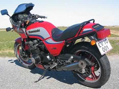 Kawasaki GPz 750 SOLGT - Efter, men uden fuldkåbe billede 7