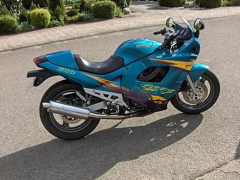 Suzuki GSX 600 F billede 5