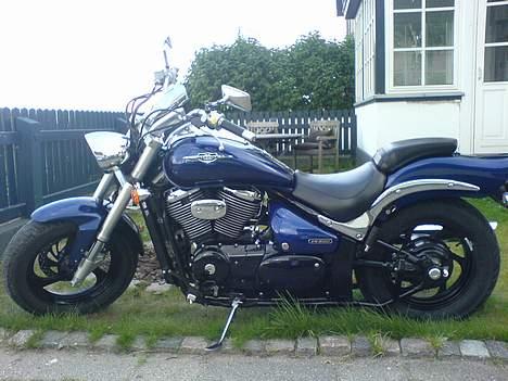 Suzuki Intruder M800 - SOLGT billede 2