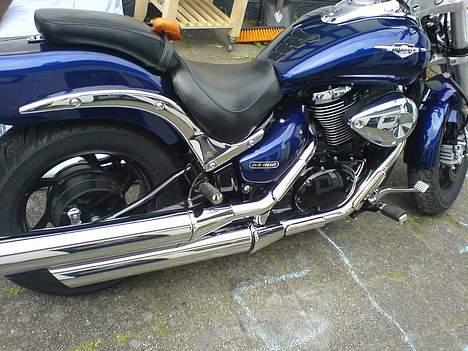 Suzuki Intruder M800 - SOLGT billede 3