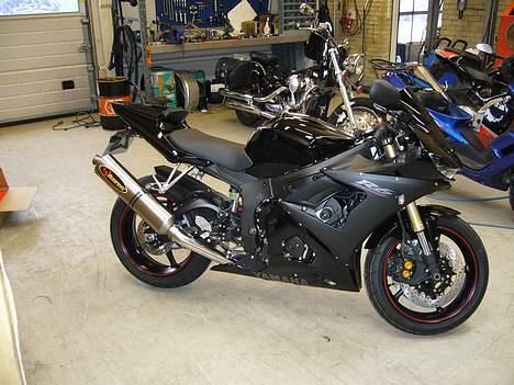 Yamaha YZF-R6s (2005) *SOLGT* billede 1