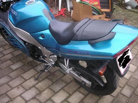 Suzuki rf600r  SOLGT billede 5