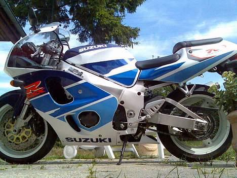 Suzuki gsxr 750 billede 4