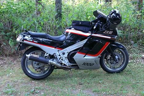 Kawasaki ZX-10 solgt - en tur i skoven billede 12