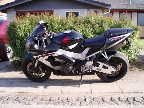 Honda cbr 900 fireblade sc44 billede 2
