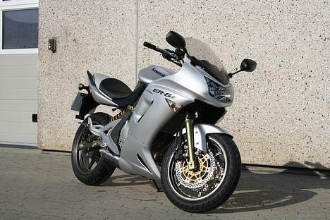 Kawasaki ER-6F billede 1