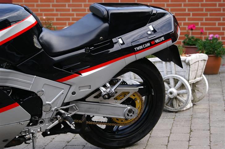 Kawasaki ZX-10 solgt billede 15