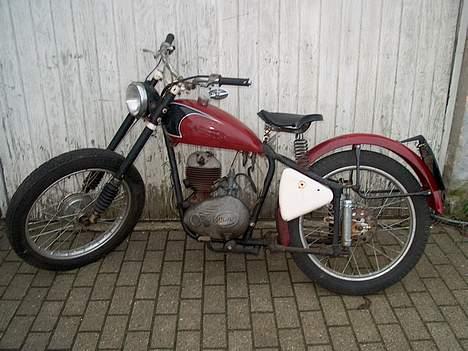 Universal excelsior billede 4