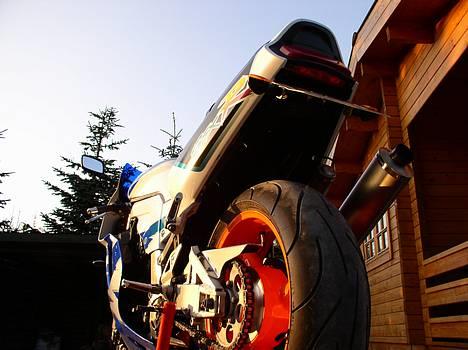 Suzuki Gsx-R 750 (SOLGT) billede 12