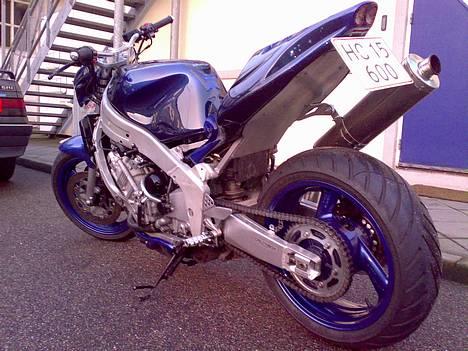 Yamaha FZR 1000  R.I.P billede 1
