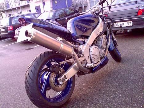 Yamaha FZR 1000  R.I.P billede 3