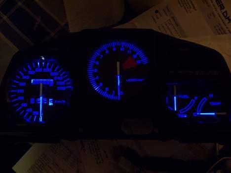 Honda VFR 750 F - Med blå dioder billede 11