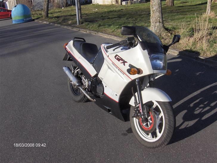 Kawasaki GPX 600 R *SOLGT* billede 1