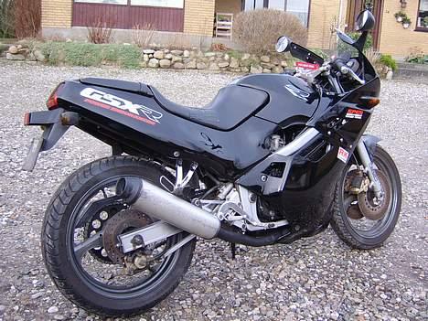 Suzuki GSX250R SOLGT billede 3