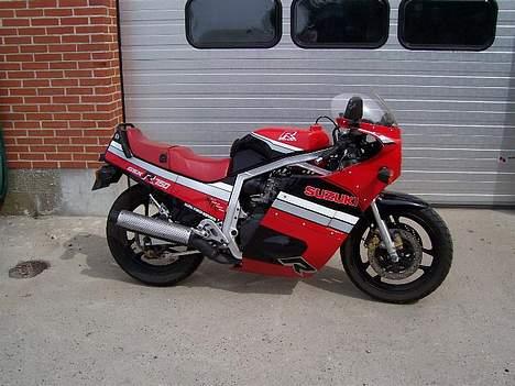 Suzuki gsx750R billede 1