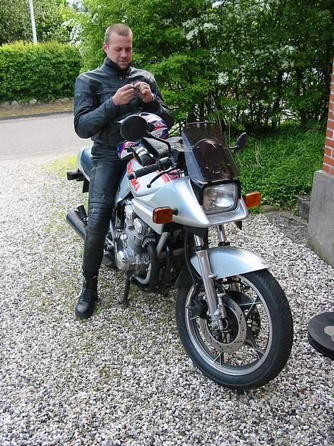 Suzuki GSXR 750 Katana - Man & machine 2 billede 2